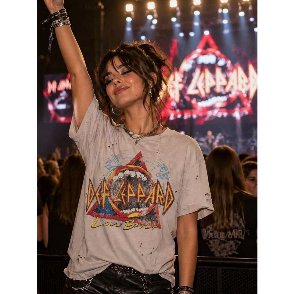 Def Leppard Love Bites Distressed Graphic T-Shirt